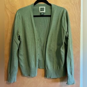 Adorable Eddie Bauer Cardigan